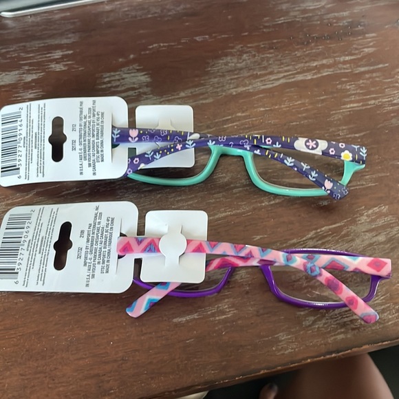 Fashion +2.00 purple & pink print & blue green w/navy blue flower print readers - Picture 2 of 16